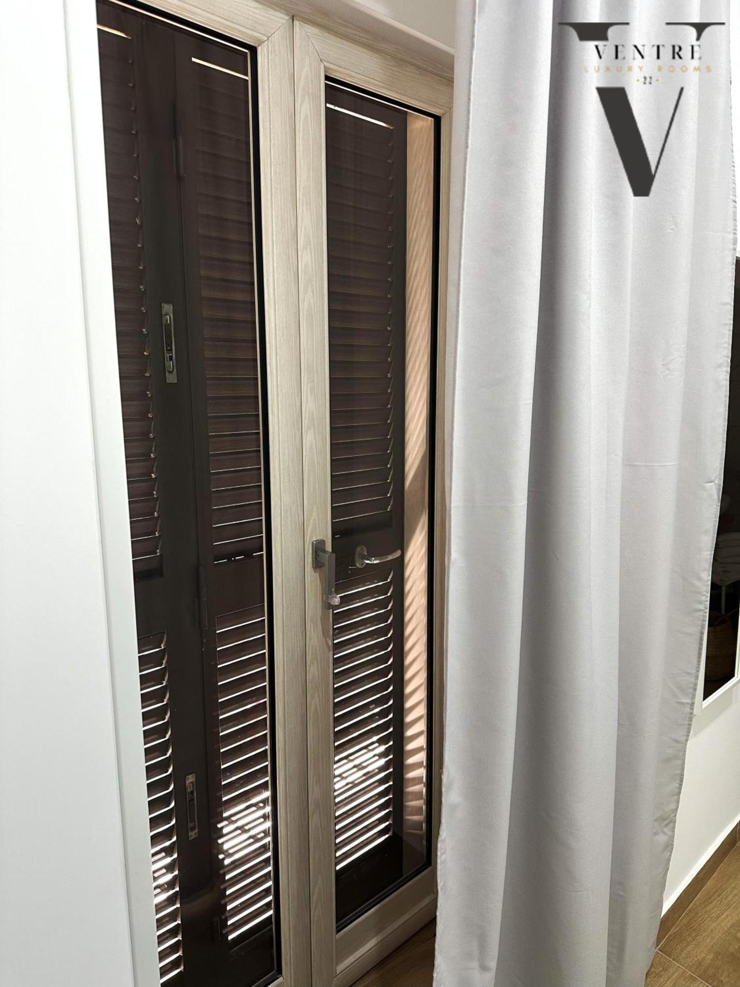Ventre Luxury Rooms Naples Exterior photo