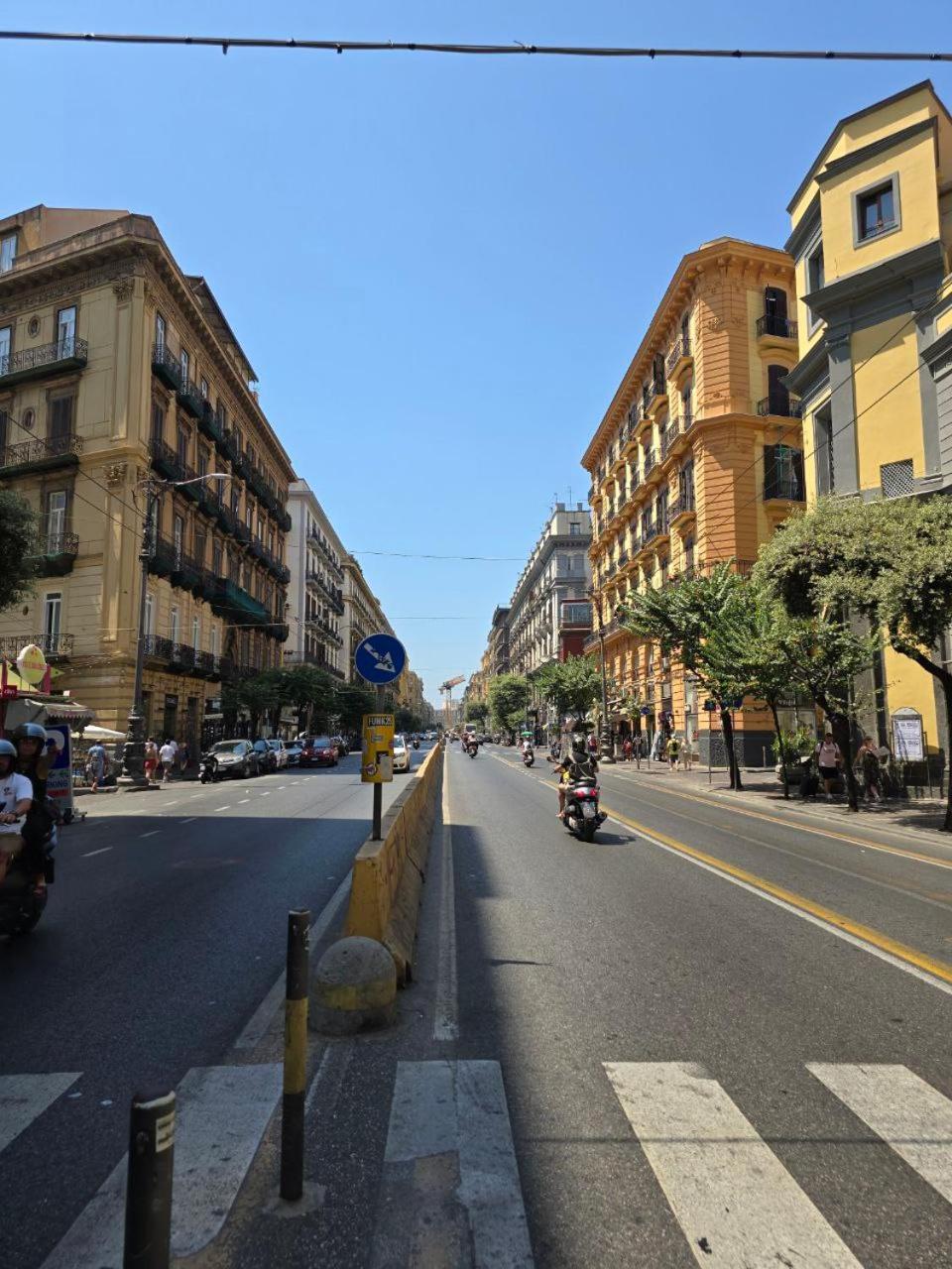 Ventre Luxury Rooms Naples Exterior photo