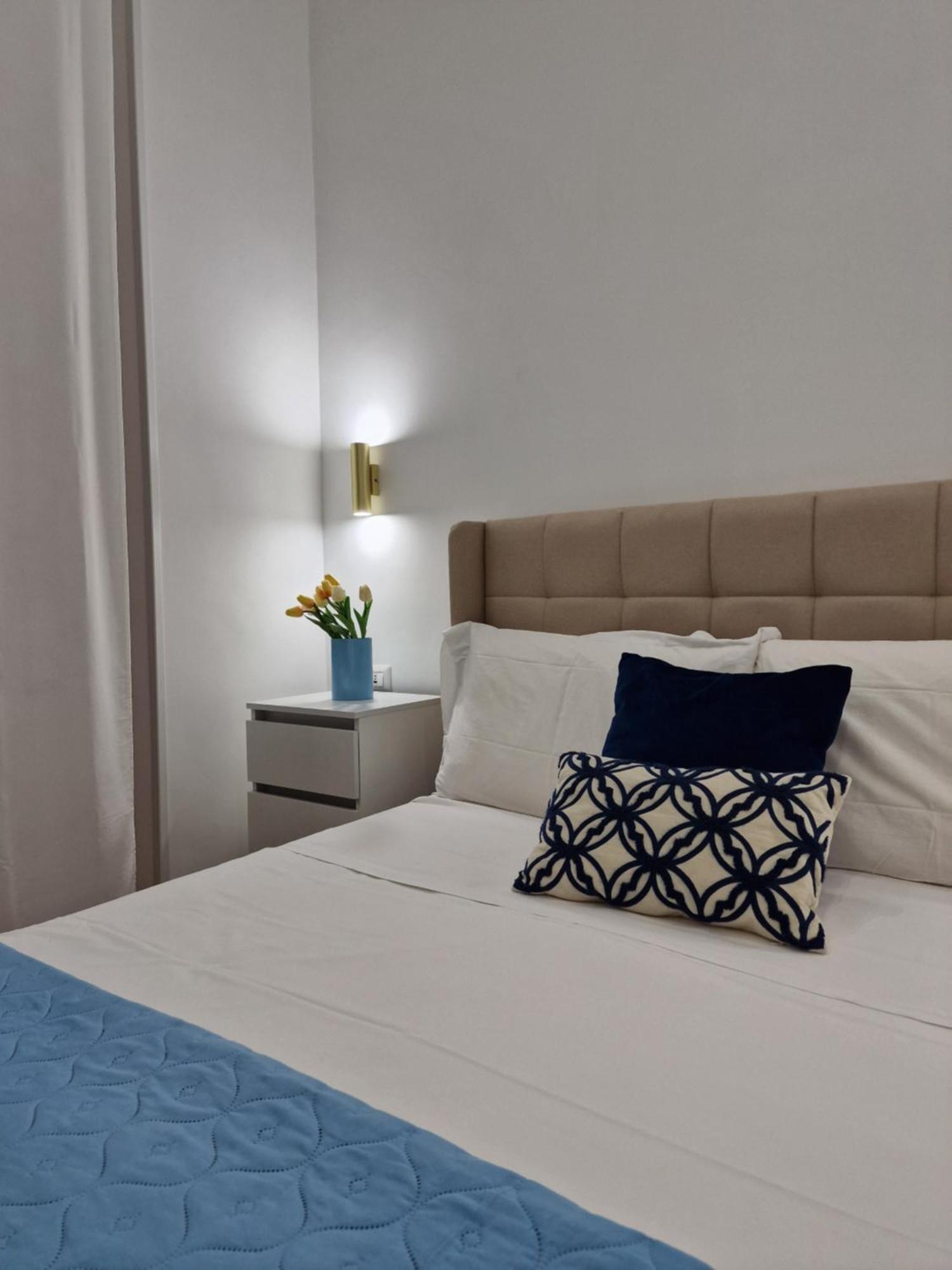 Ventre Luxury Rooms Naples Exterior photo